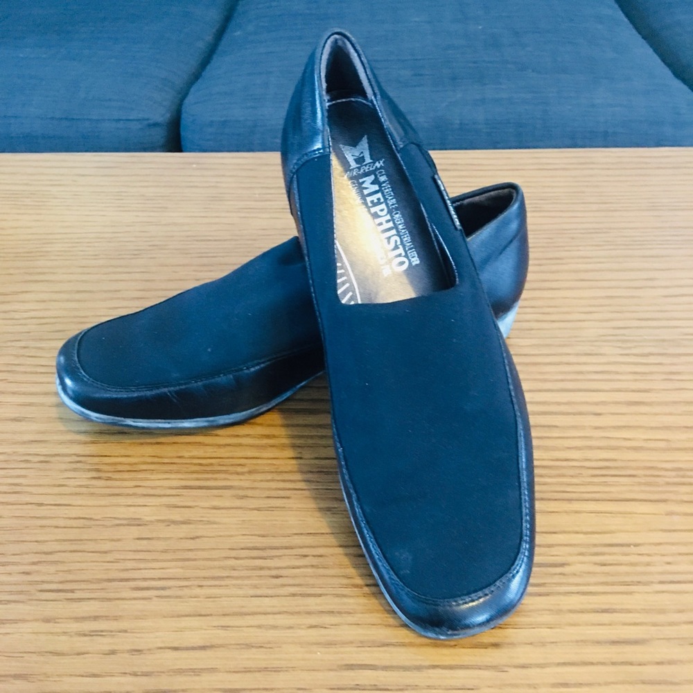 Mephisto hand made women’s flat size 6
